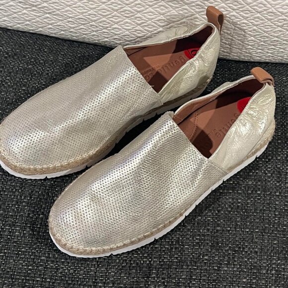Gentle Souls Leather Slip-on Shoes Demi Rose Gold Size 6 - Picture 1 of 14
